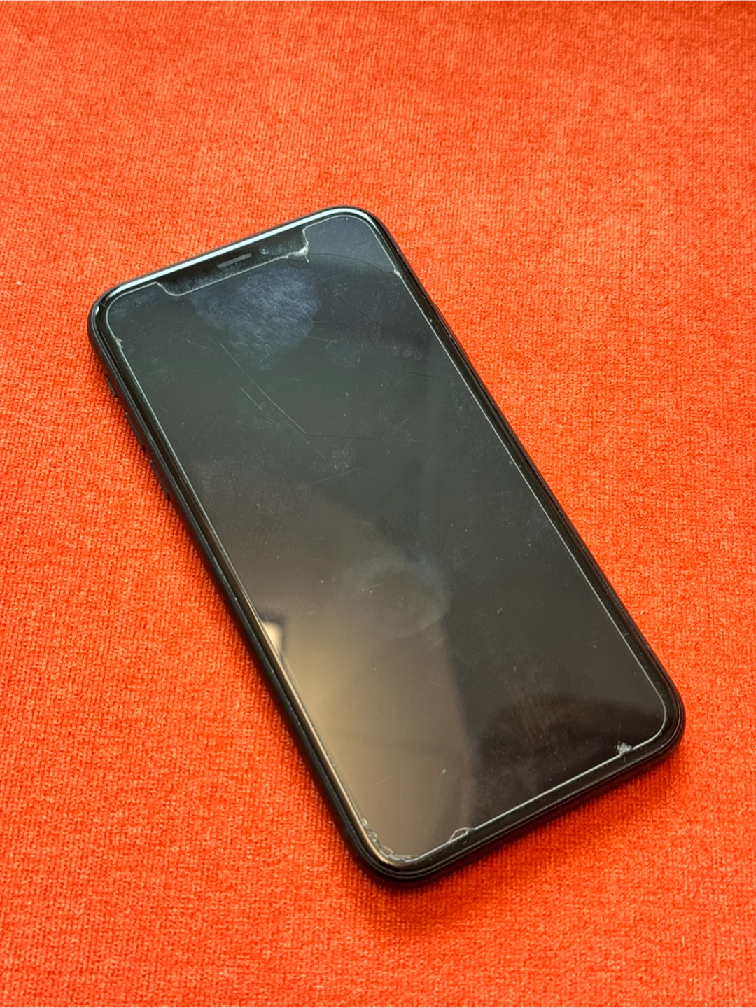 iPhone XR - For Parts / Not Working (Does Not Boot)
