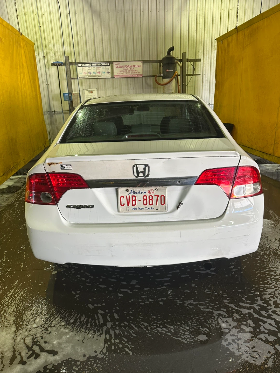 White Honda Civic - photo 5