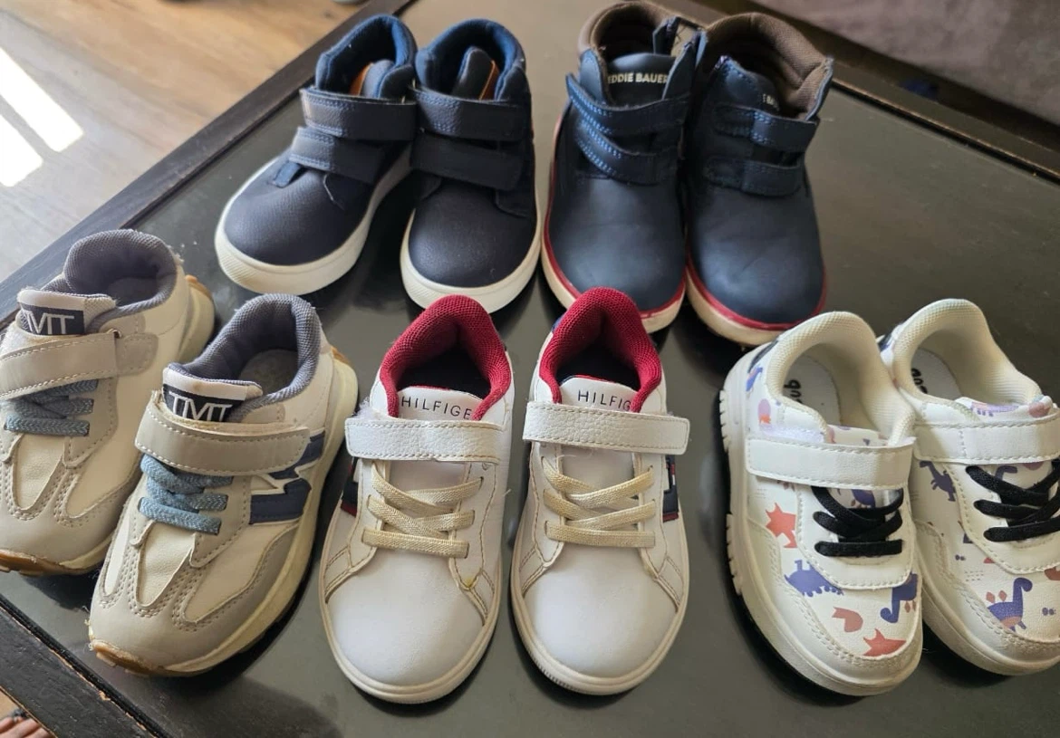 👟 Boys’ Shoes for Sale – Sizes 23 & 24&25