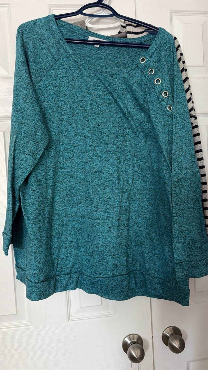 2x Reitmans Teal Long Sleeve Sweater