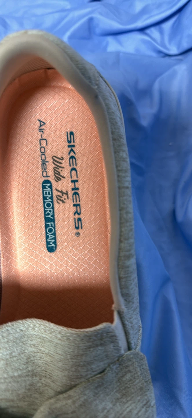 Skechers Wide Fit Bow Slip-On Shoes - photo 3