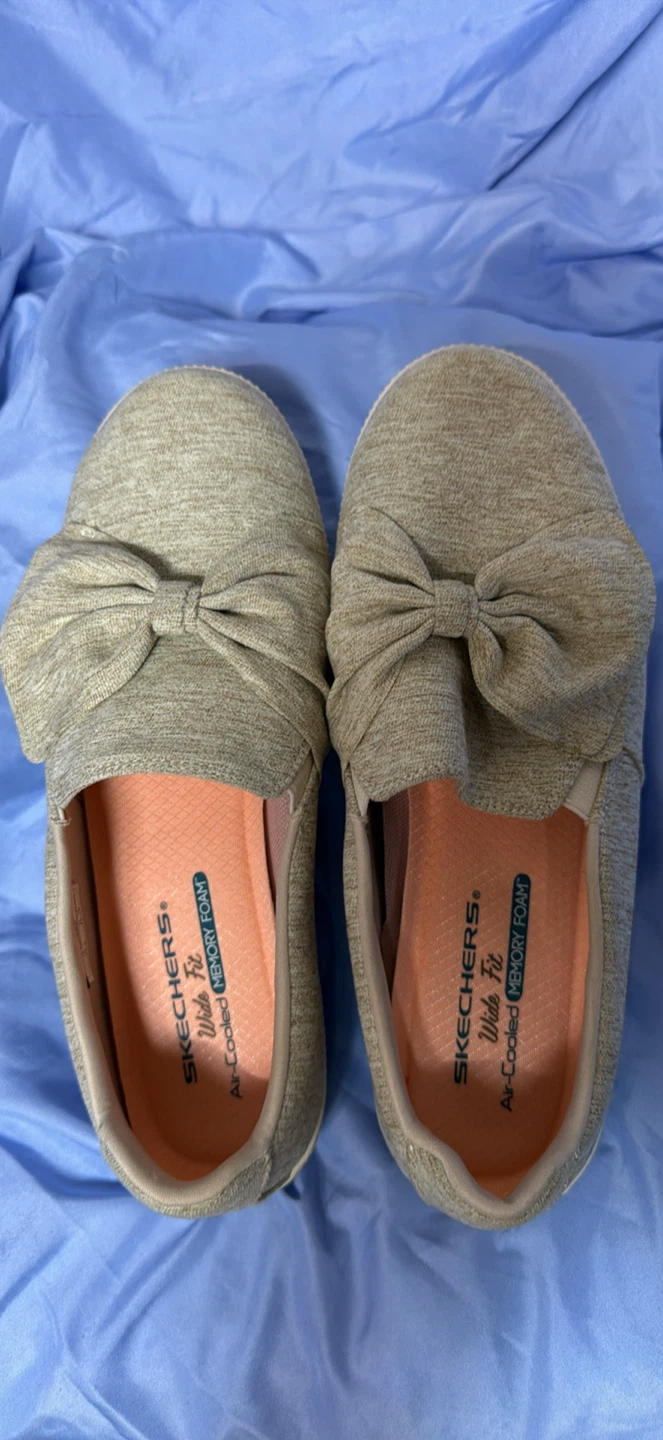 Skechers Wide Fit Bow Slip-On Shoes - photo 5