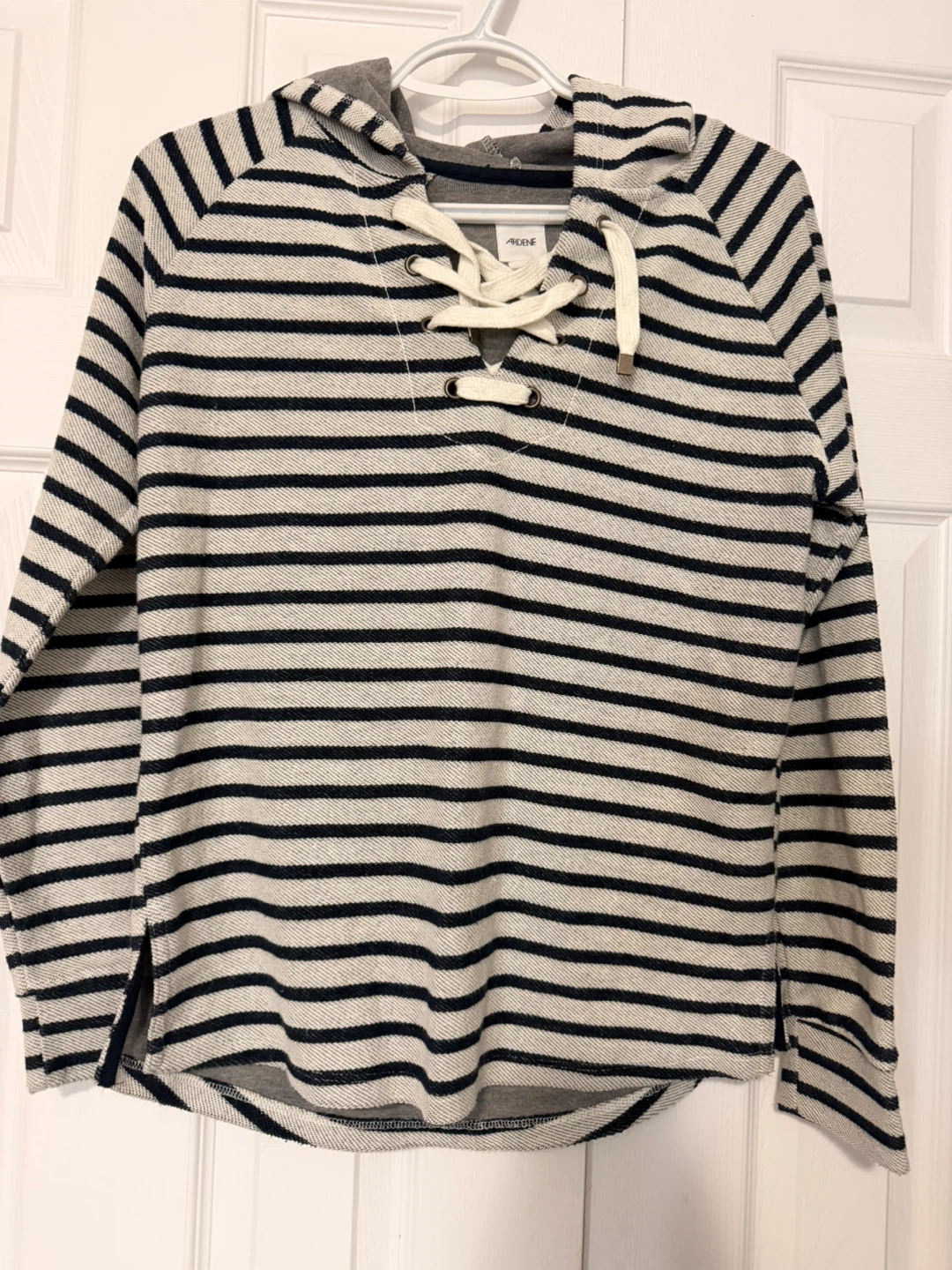 Medium Ardene Striped Lace-Up Hoodie