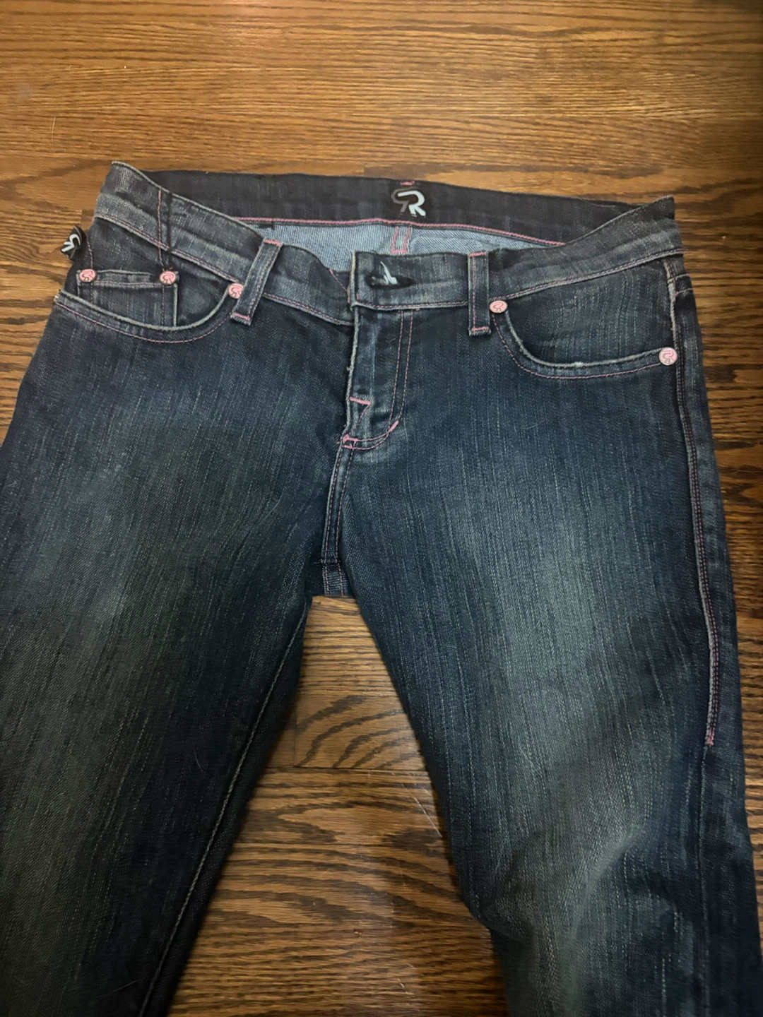 Rock & Republic pink-stitched rhinestone jeans size (0-Xs) - photo 2