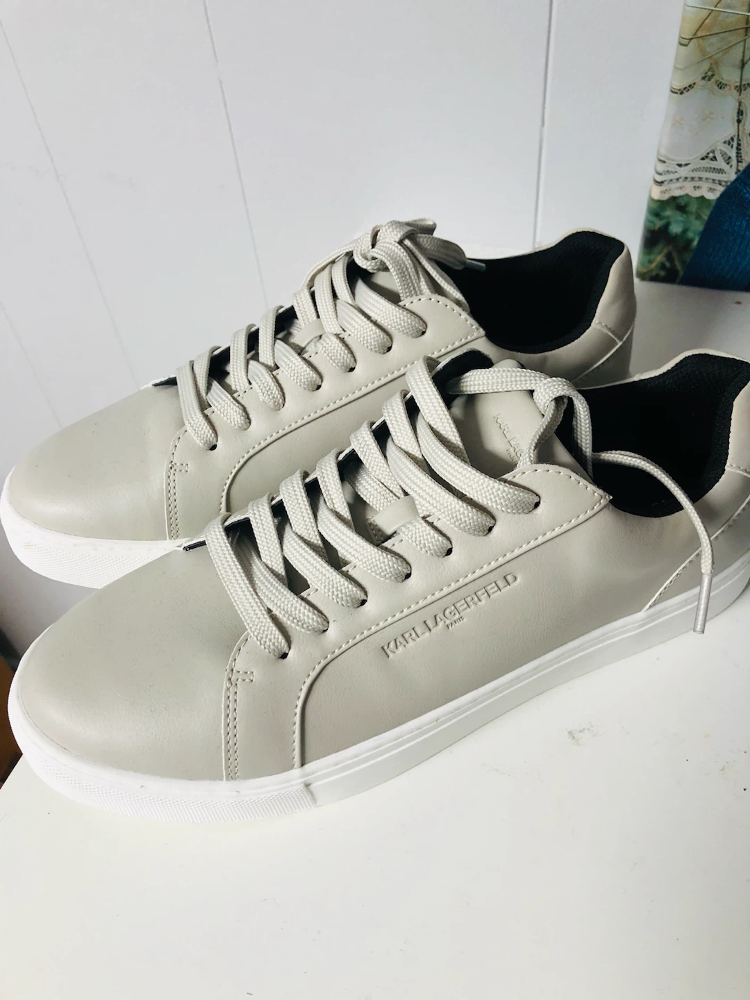 Karl Lagerfeld Paris Sneakers Size 10.5