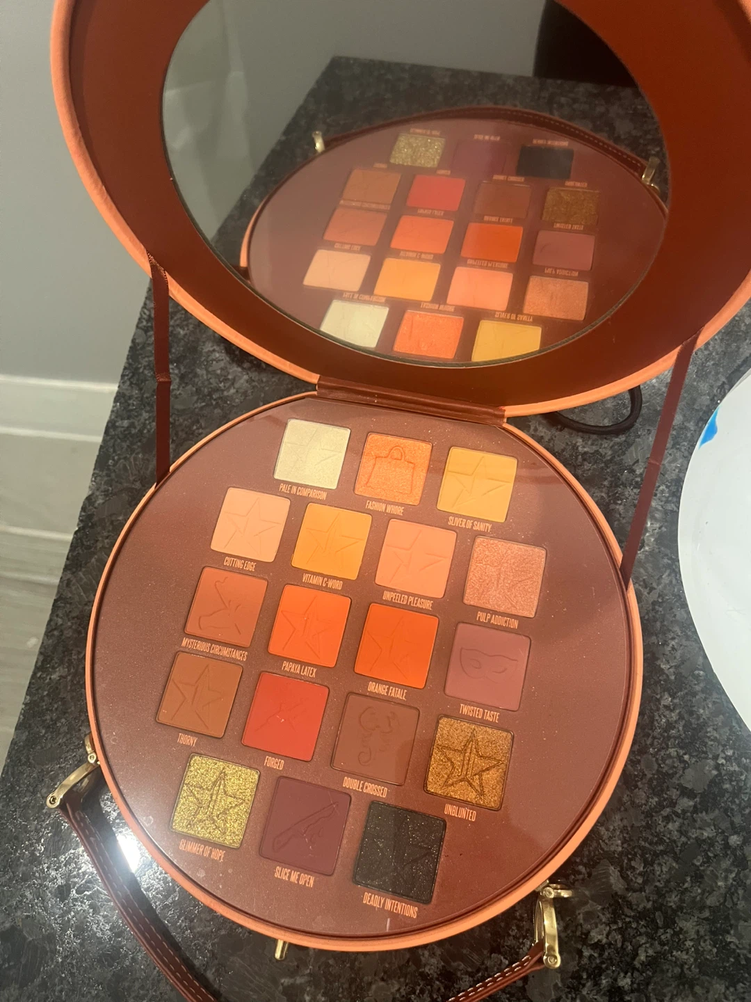 Jeffree Star "Pricked" Eyeshadow Palette purse