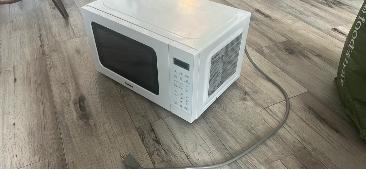Comfee Microwave Oven CM-M201K(WH)