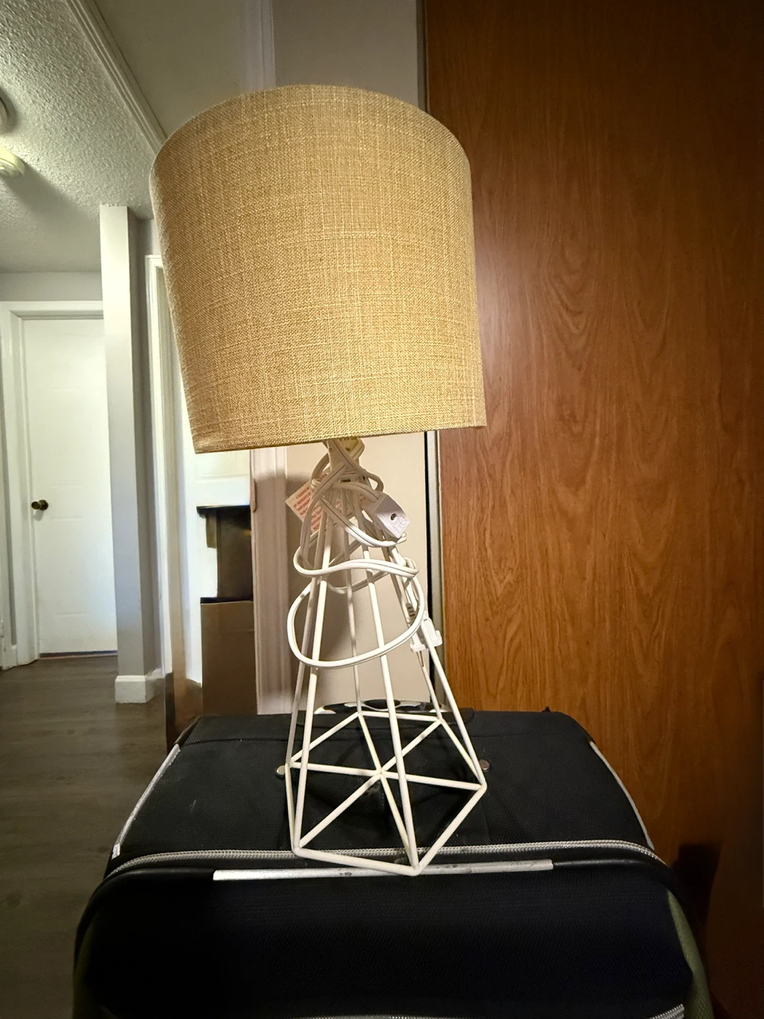 Souclair Geometric Table Lamp