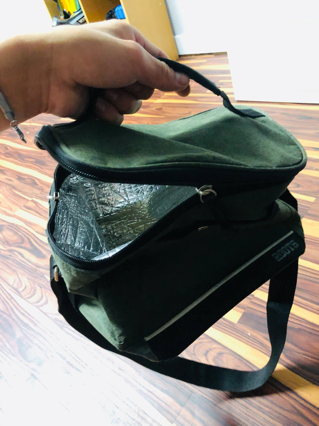 Roots Insulated Lunch Bag