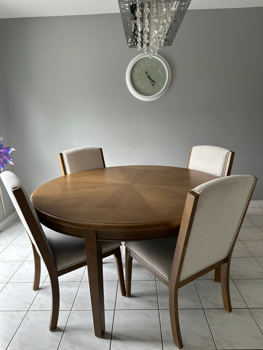 Flexsteel Atrium 5-Piece Dining Kitchen Set