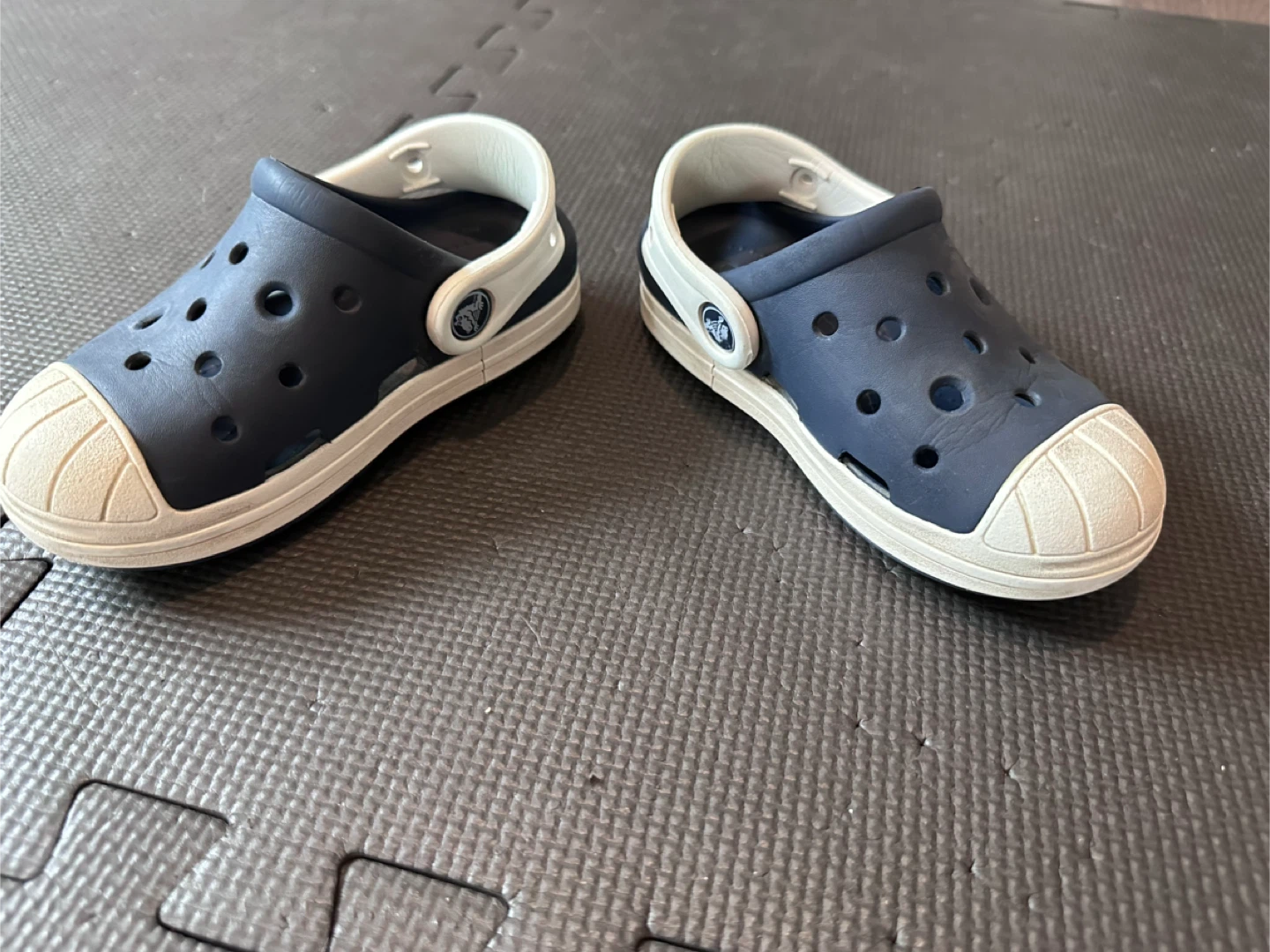 Kids Crocs Navy & White Clogs size C10 - photo 5