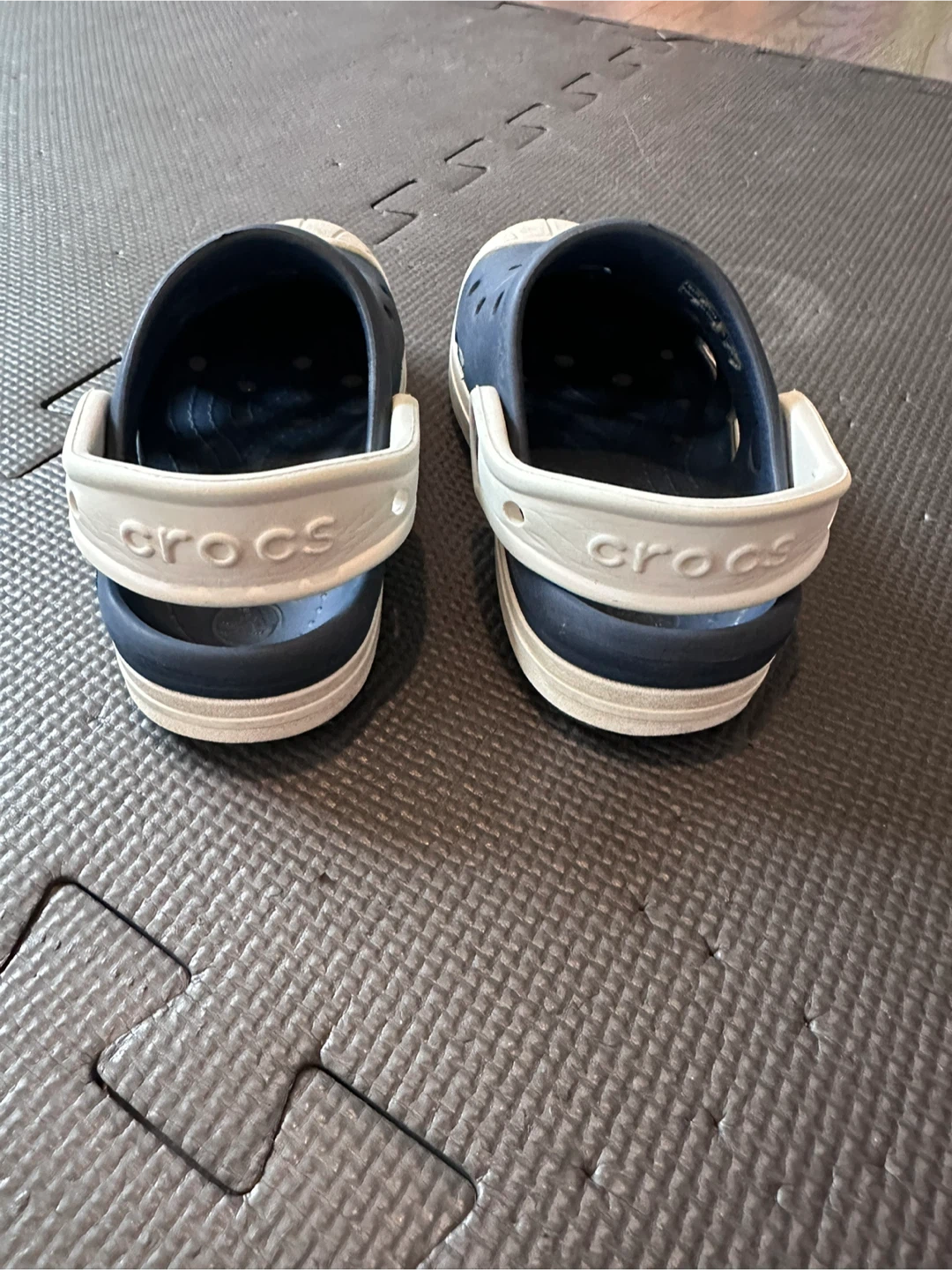 Kids Crocs Navy & White Clogs size C10 - photo 3