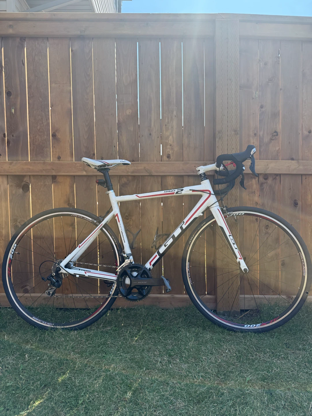 GT Series 2 Road Bike Size 56 (L)