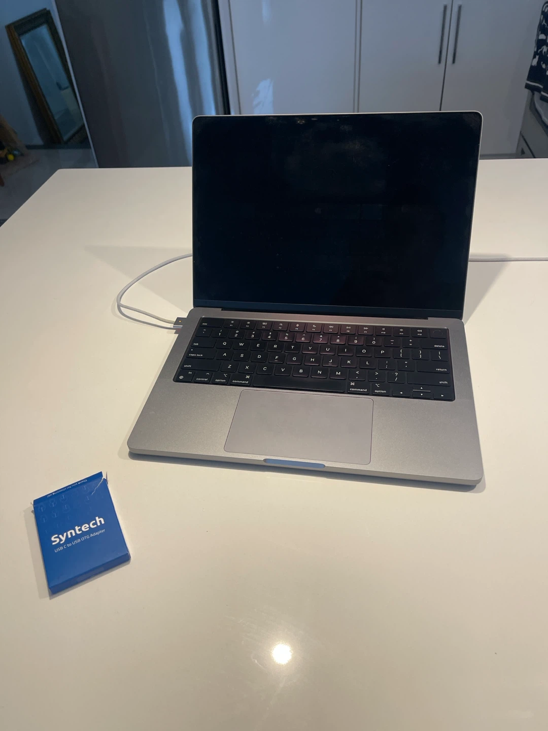 Near mint Macbook Pro 14” 16GB unified memory 500GB SSD2 - photo 2