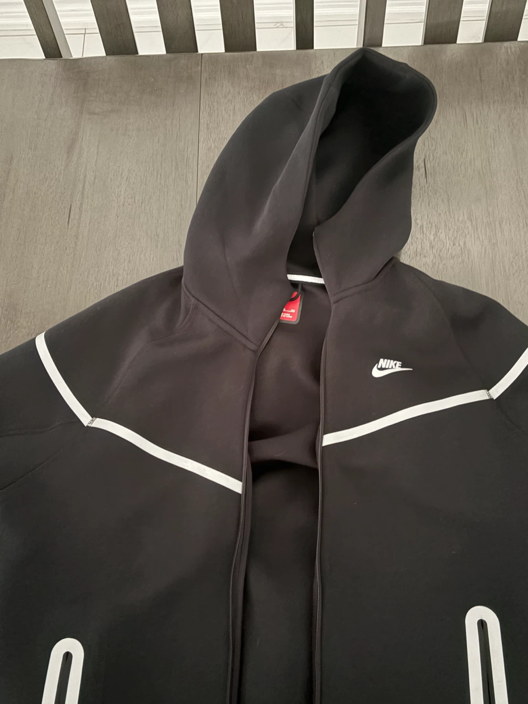Nike Tech Fleece Full Zip Hoodie and Joggers Set
