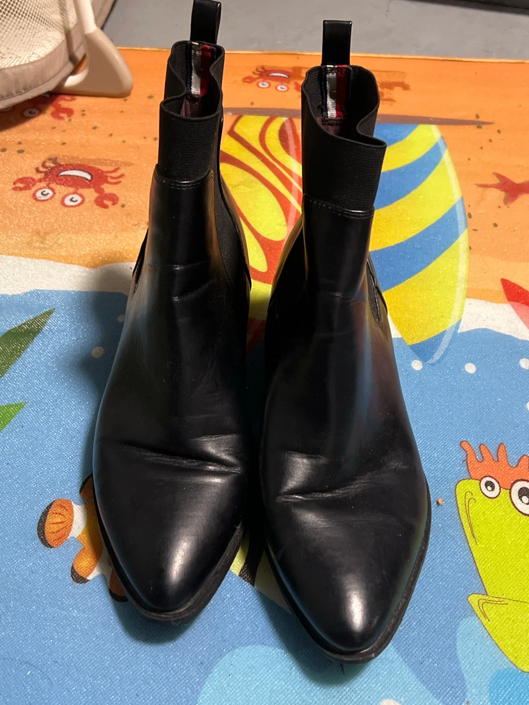 Tommy Hilfiger black ankle boots size 10M - photo 3