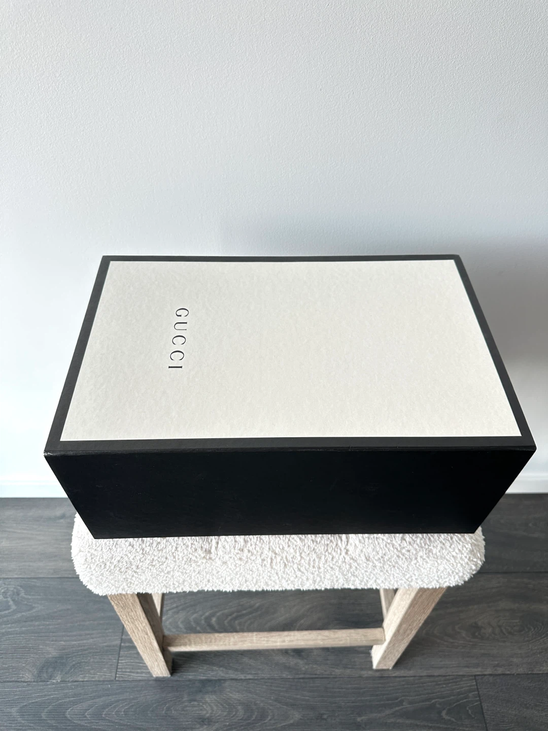 Gucci Black & Cream Gift Box