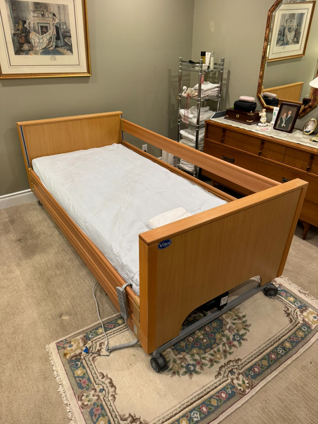 VITAL FLEX HOSPITAL BED DELIVERY AND SETUP INCLUDED - photo 2