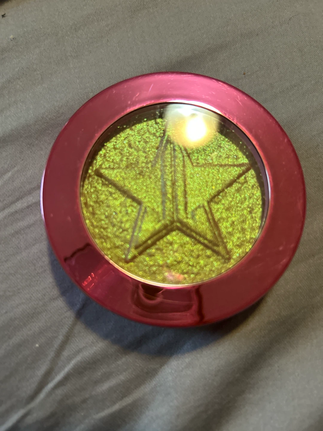 Jeffree Star Supreme Frost Highlighter