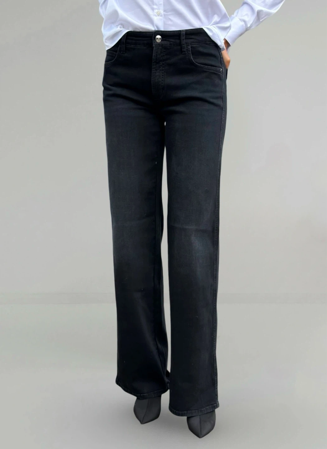 CAMBIO Black Jeans Size 40 / US 10