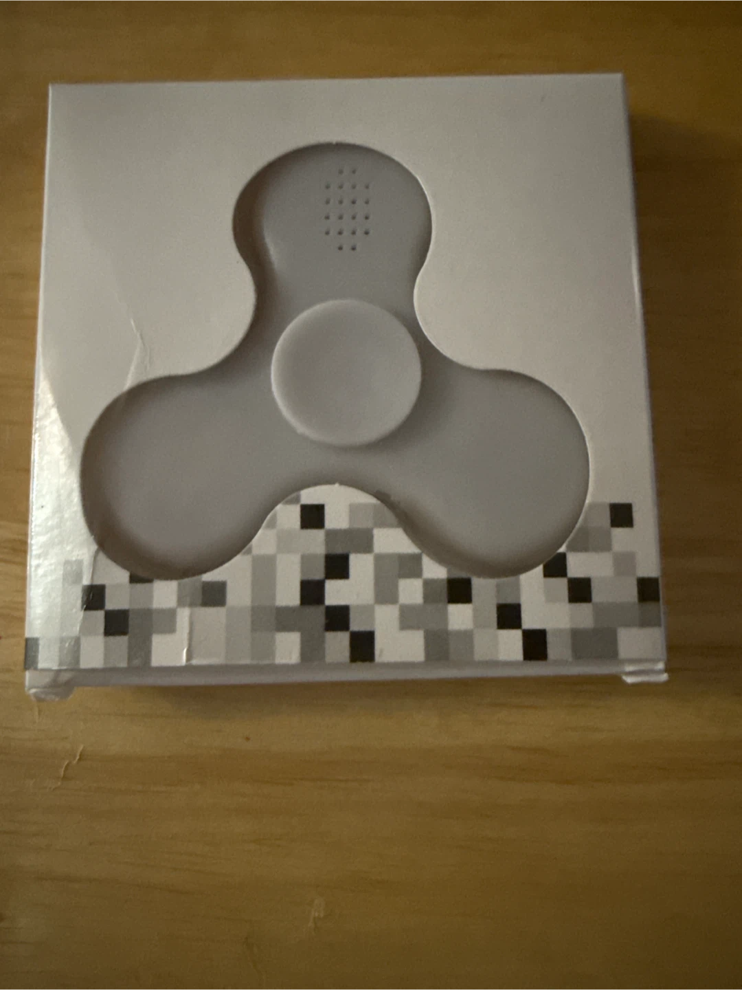 White Fidget Spinner with Bluetooth for music