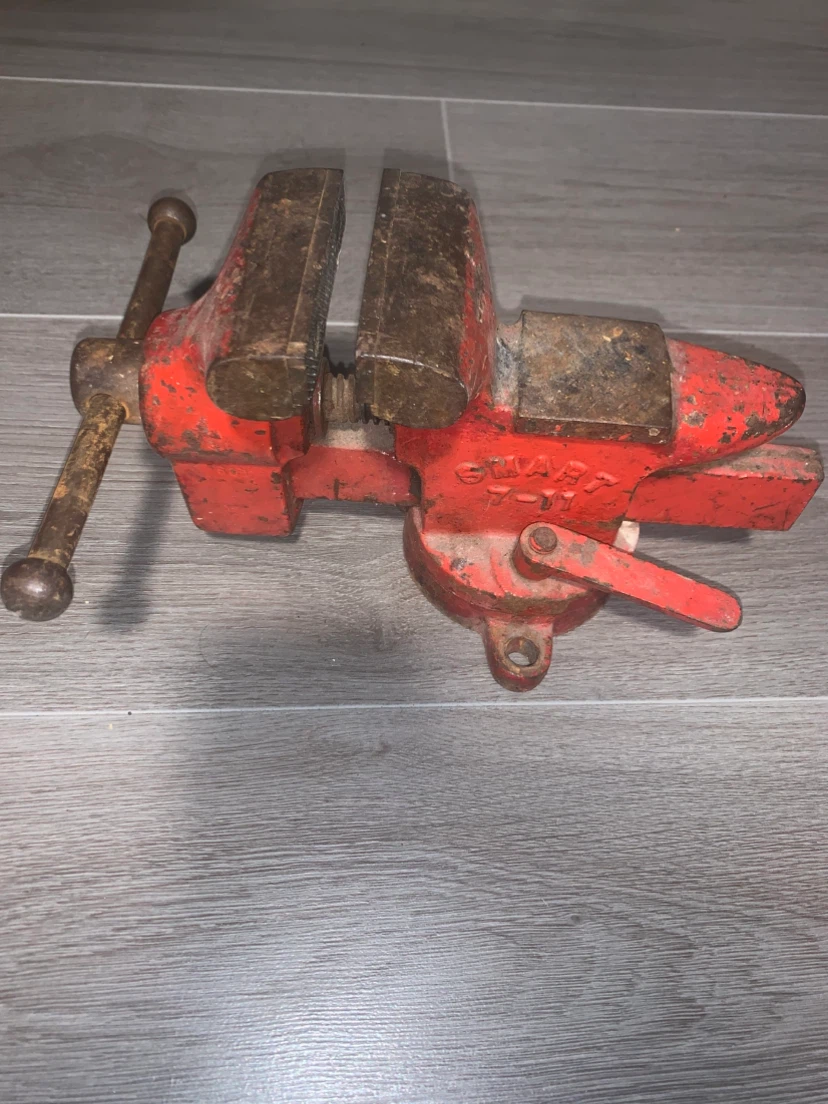 Smart 7-11 Bench Vise - photo 2