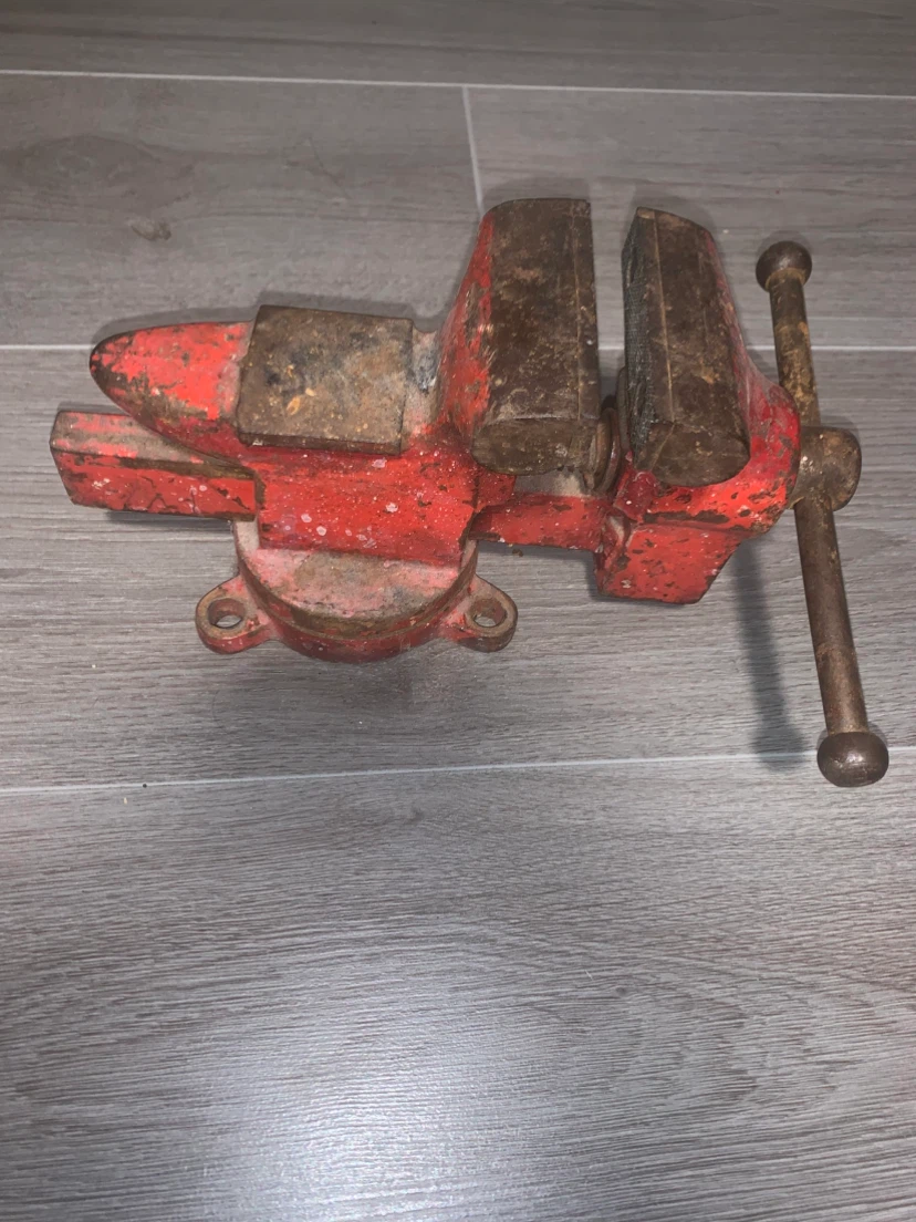 Smart 7-11 Bench Vise - photo 3