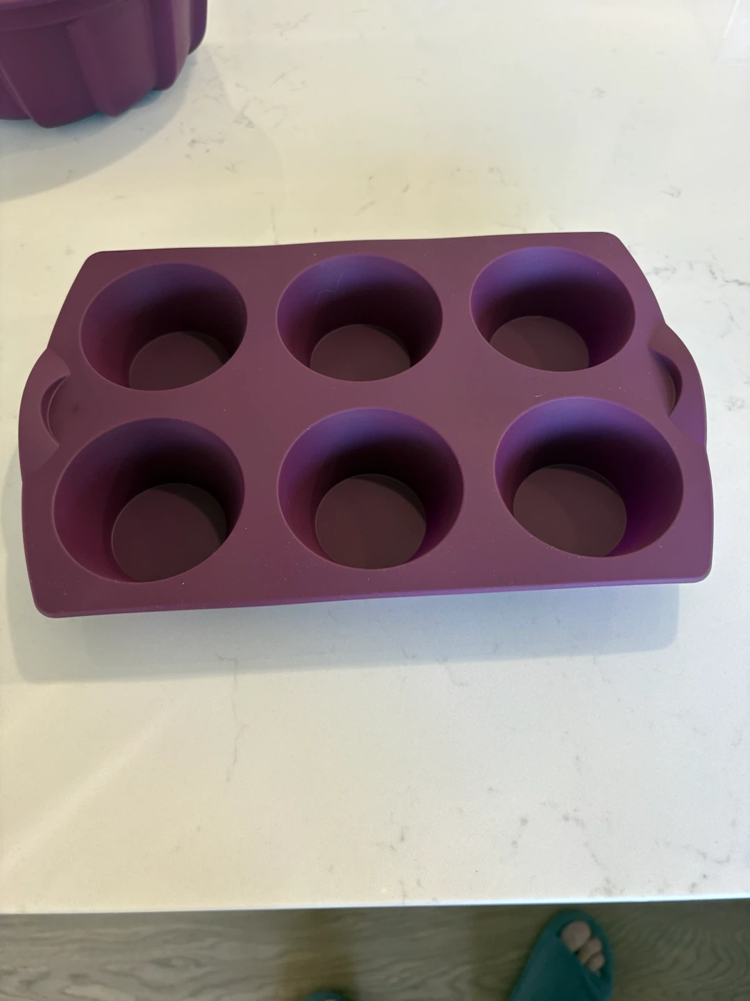 Tupperware Purple Silicone Muffin Pan