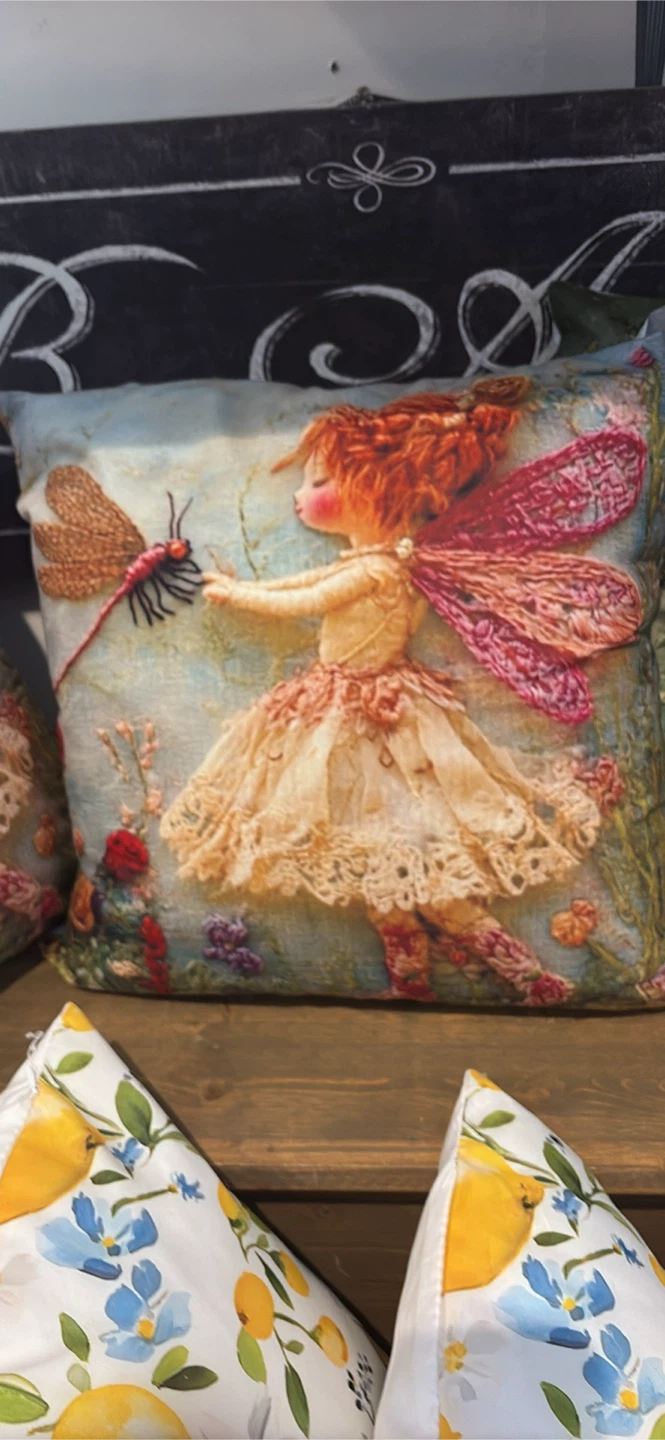 Pillows new - photo 4