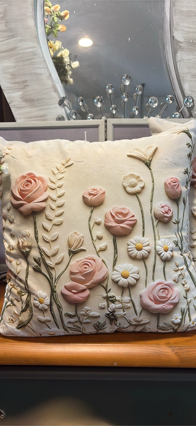 Pillows new - photo 5