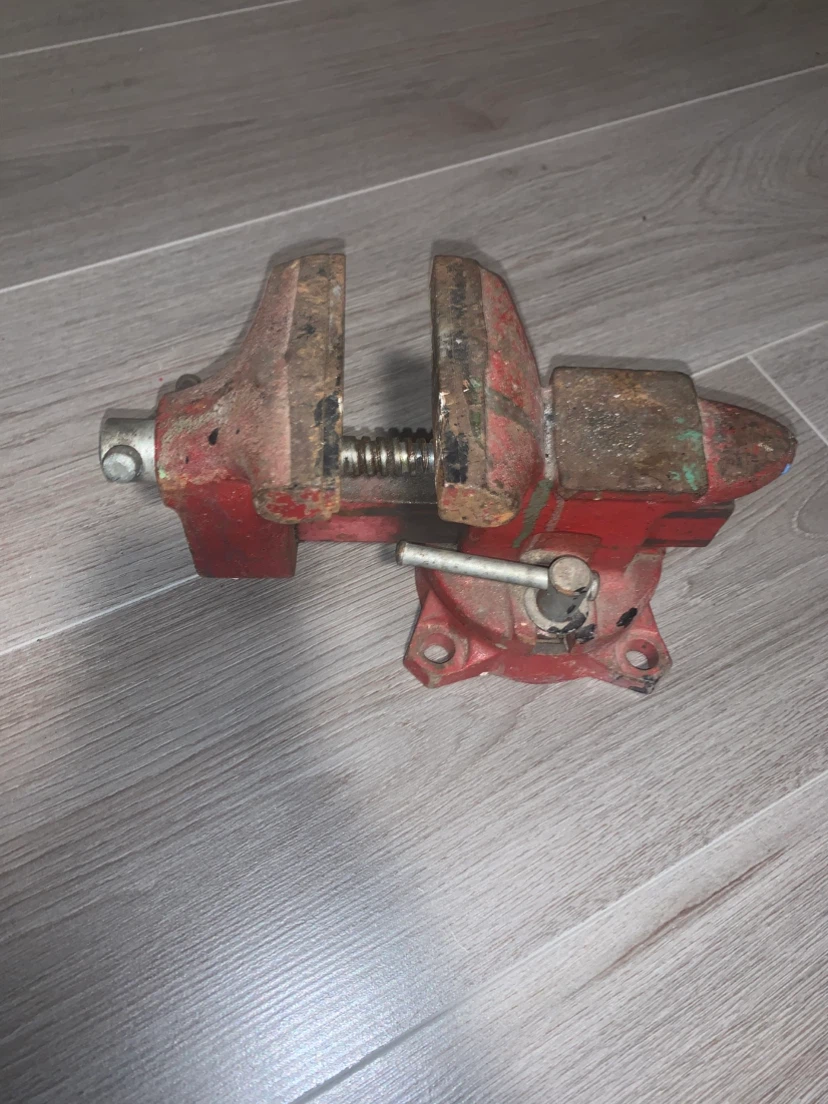 Wilton Bench Vise - photo 4