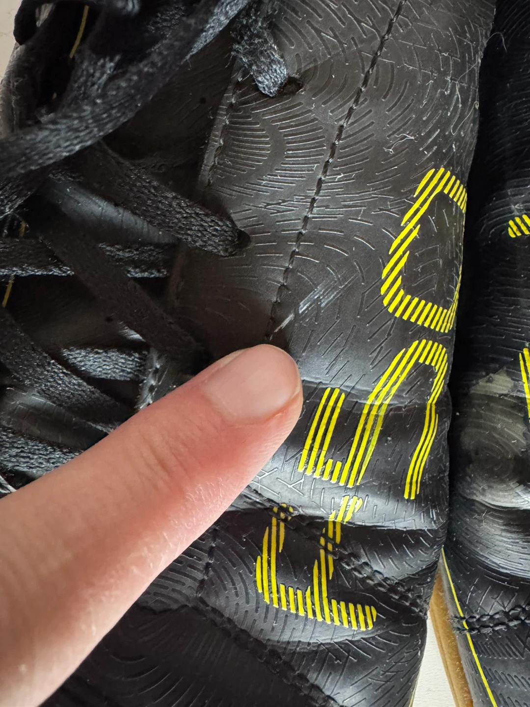 Adidas F50 Indoor Soccer Shoes - photo 3