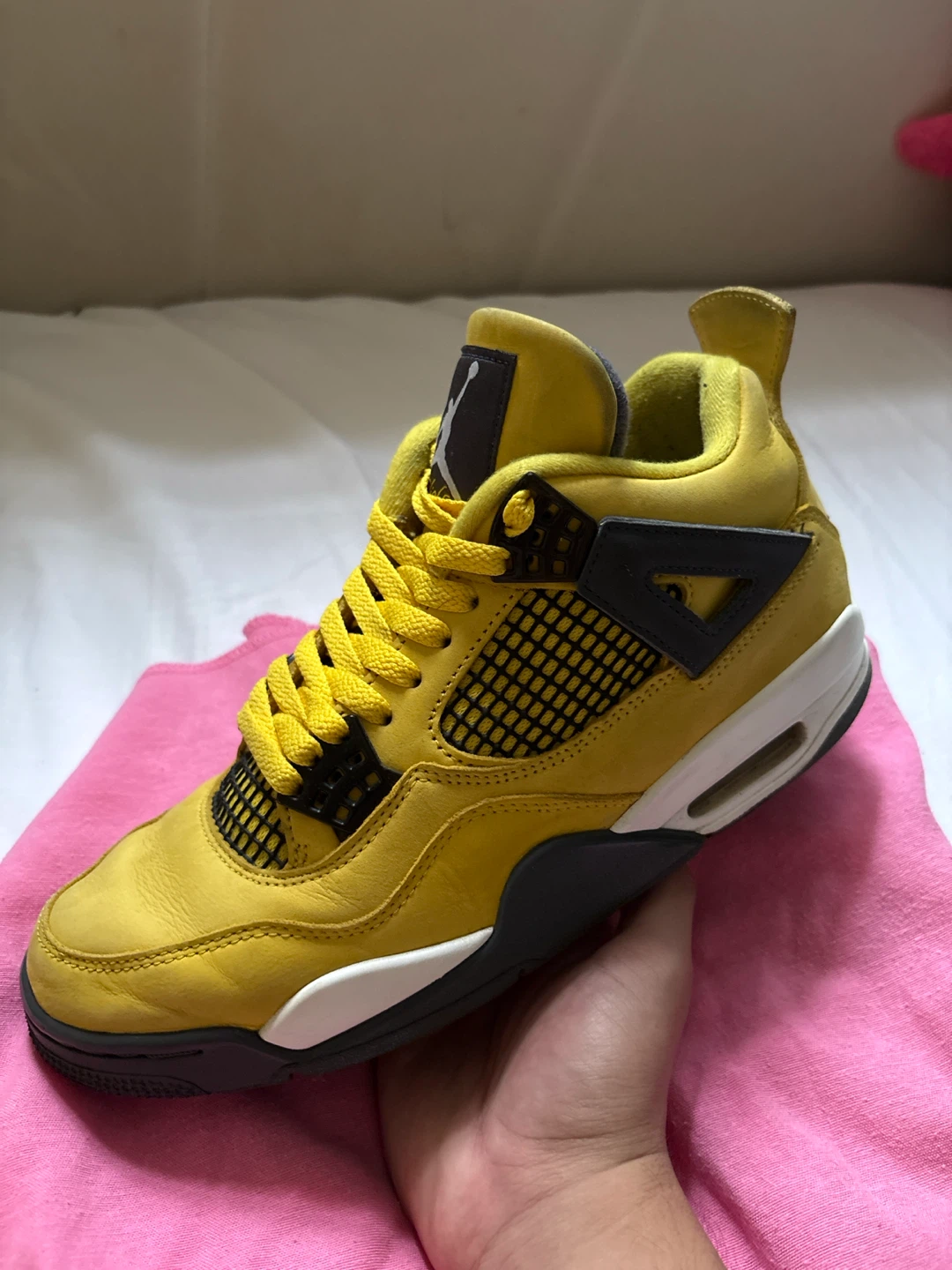 Air Jordan 4 Retro Lightning Size 8US men’s - photo 3