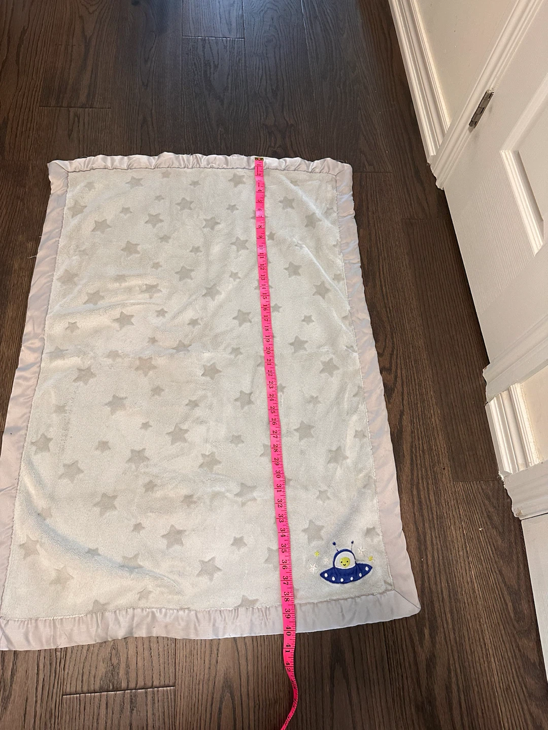 Soft Star Pattern Baby Blanket with Spaceship Motif