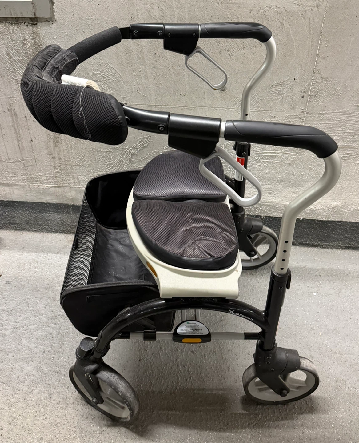 Evolution Xpresso Lite Regular C Walker