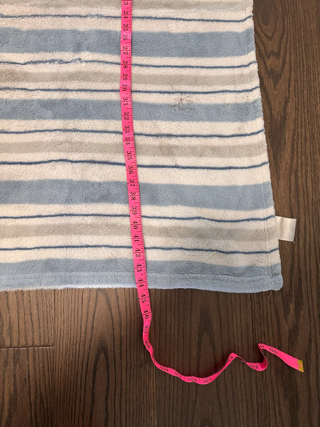 Soft striped blue and white baby blanket - photo 2