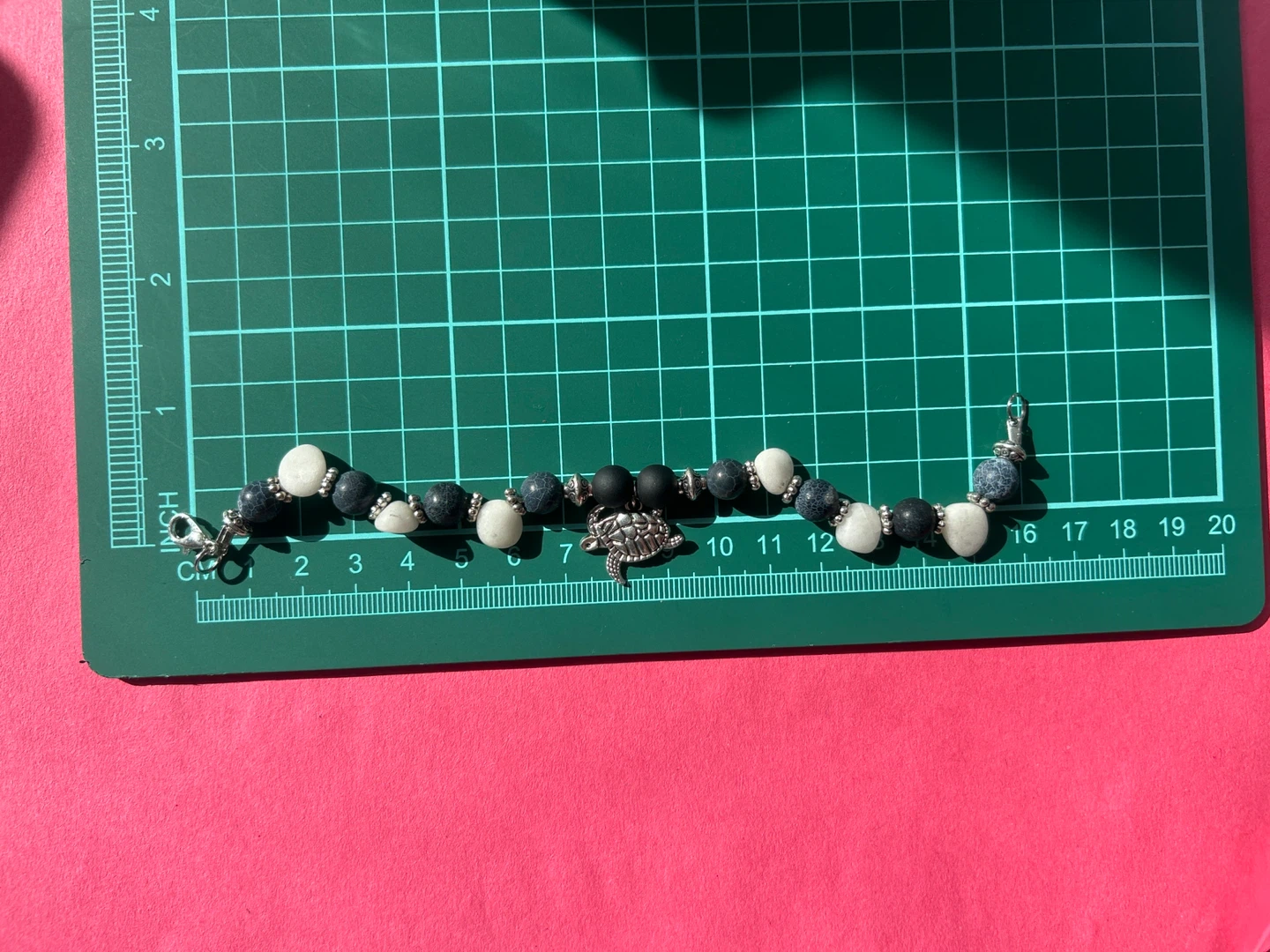 Turtle Charm Beaded Bracelet - photo 3