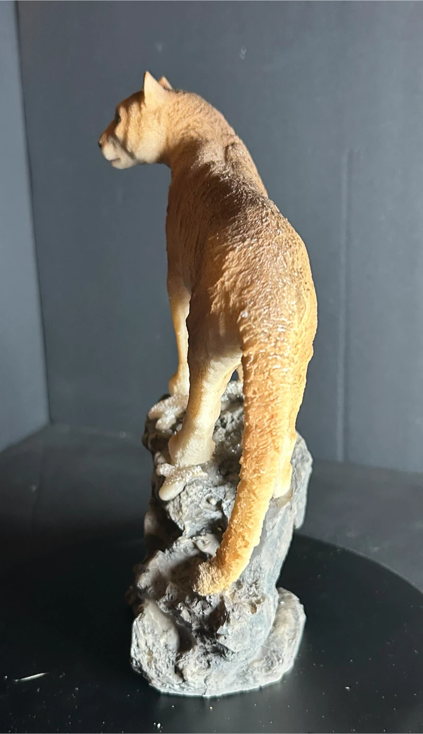 Mountain Lion Statue on Rock - photo 4