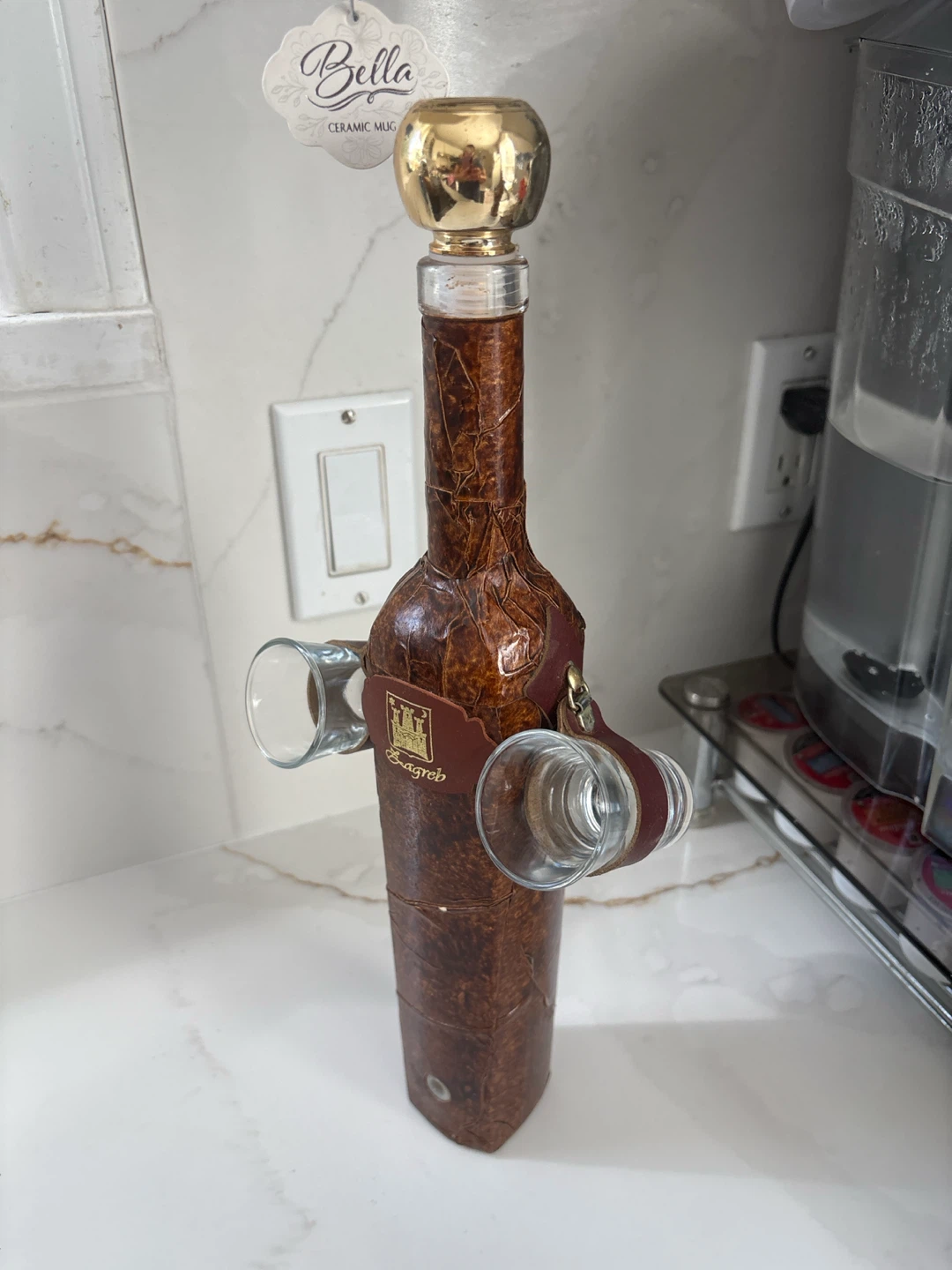 Zagreb Decorative Liquor Bottle with Two Shot Glasses - photo 2