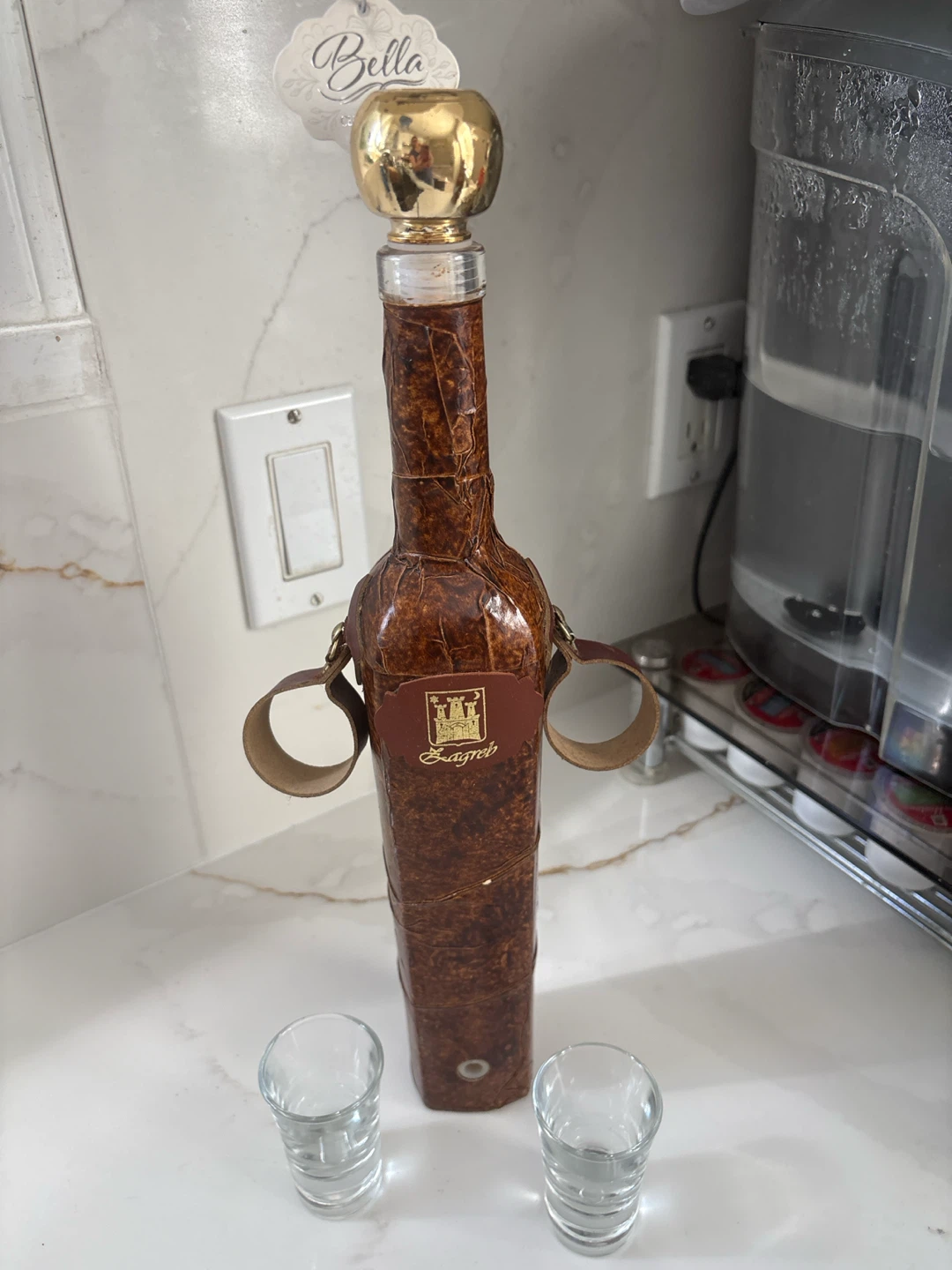 Zagreb Decorative Liquor Bottle with Two Shot Glasses - photo 3