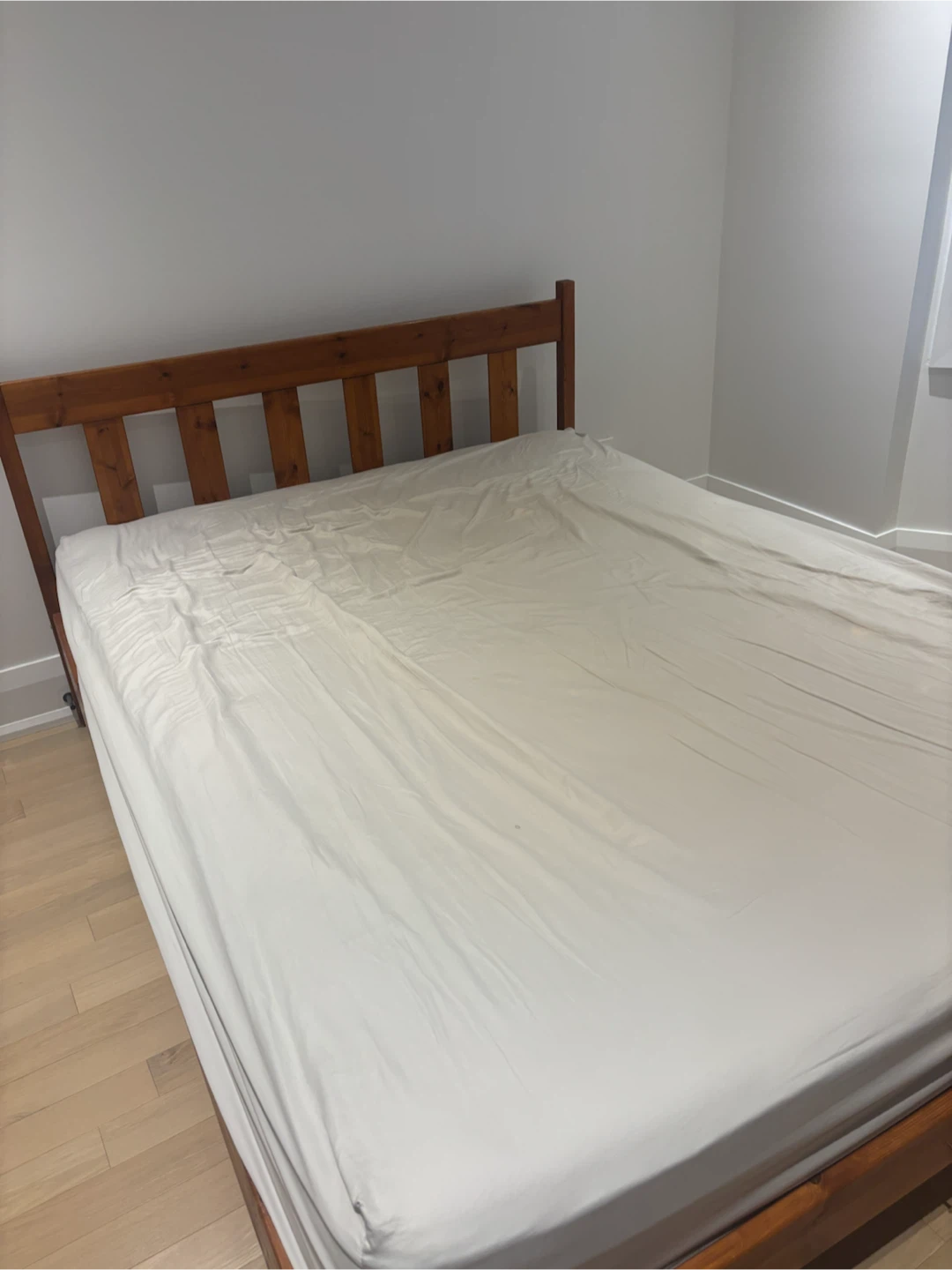Wooden Bed Frame - photo 3