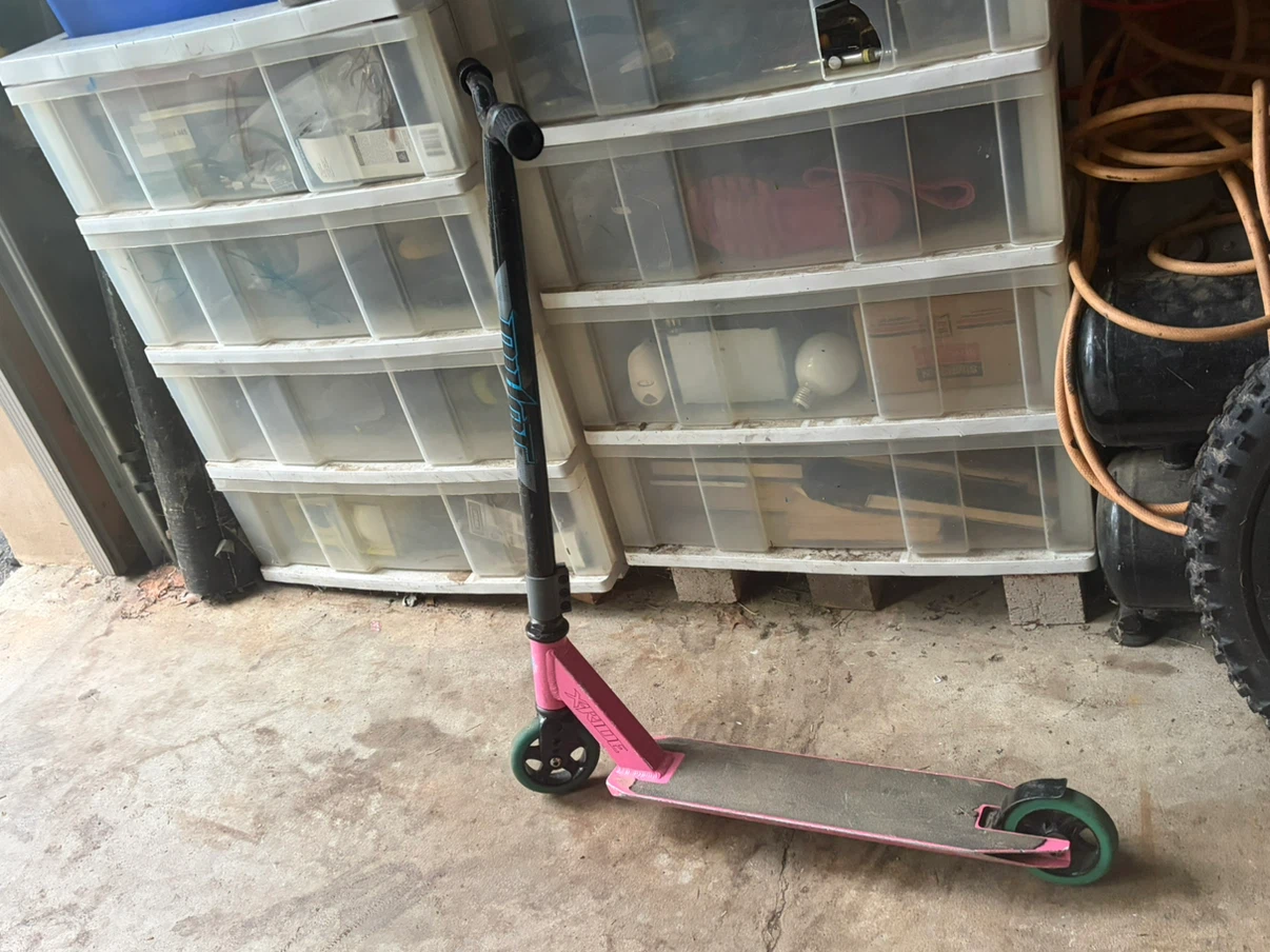 X-RIDE Pink Trick Scooter