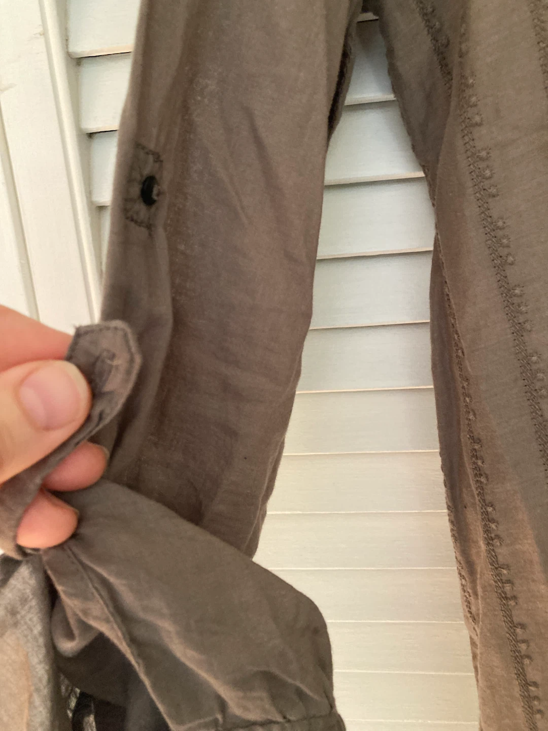 Eddie Bauer Taupe Embroidered Button-Down Shirt M - photo 5