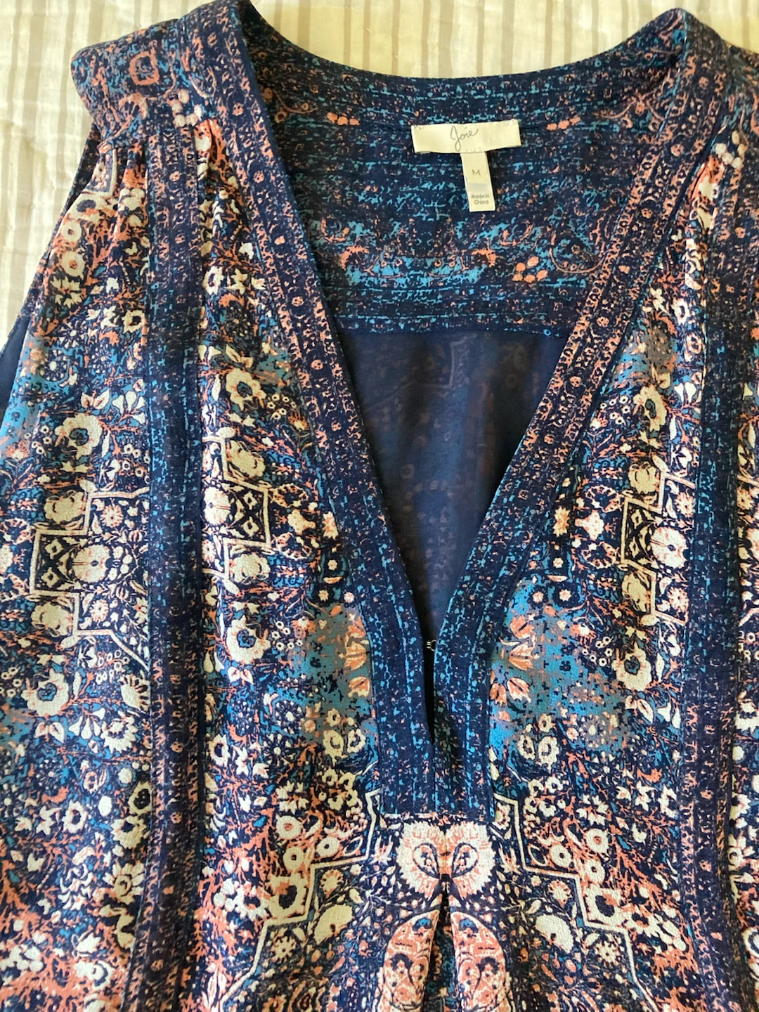 Joie Sleeveless Silk Blouse - photo 3