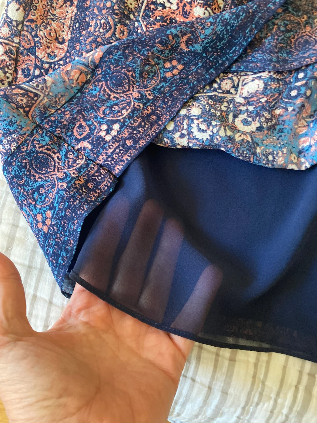 Joie Sleeveless Silk Blouse - photo 4