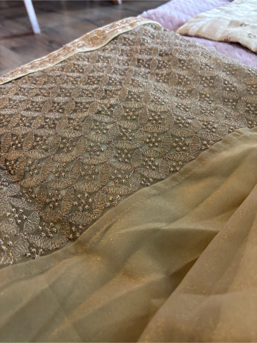 Gold Saree Fabric - photo 3