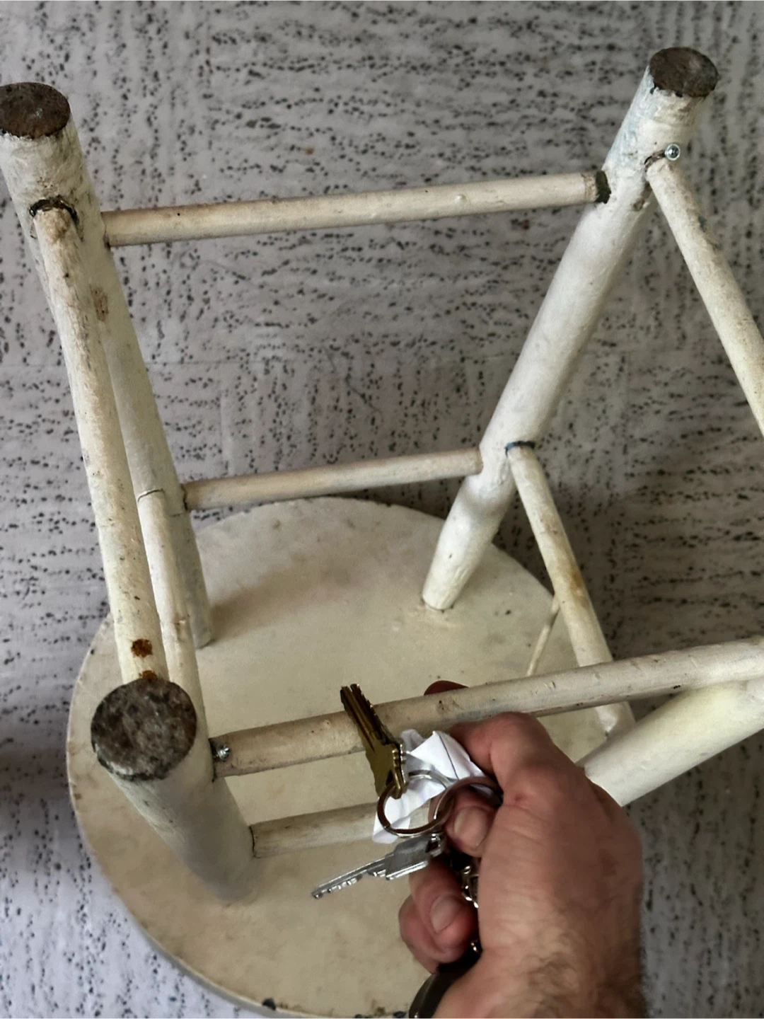 Antique Milking stool - photo 4