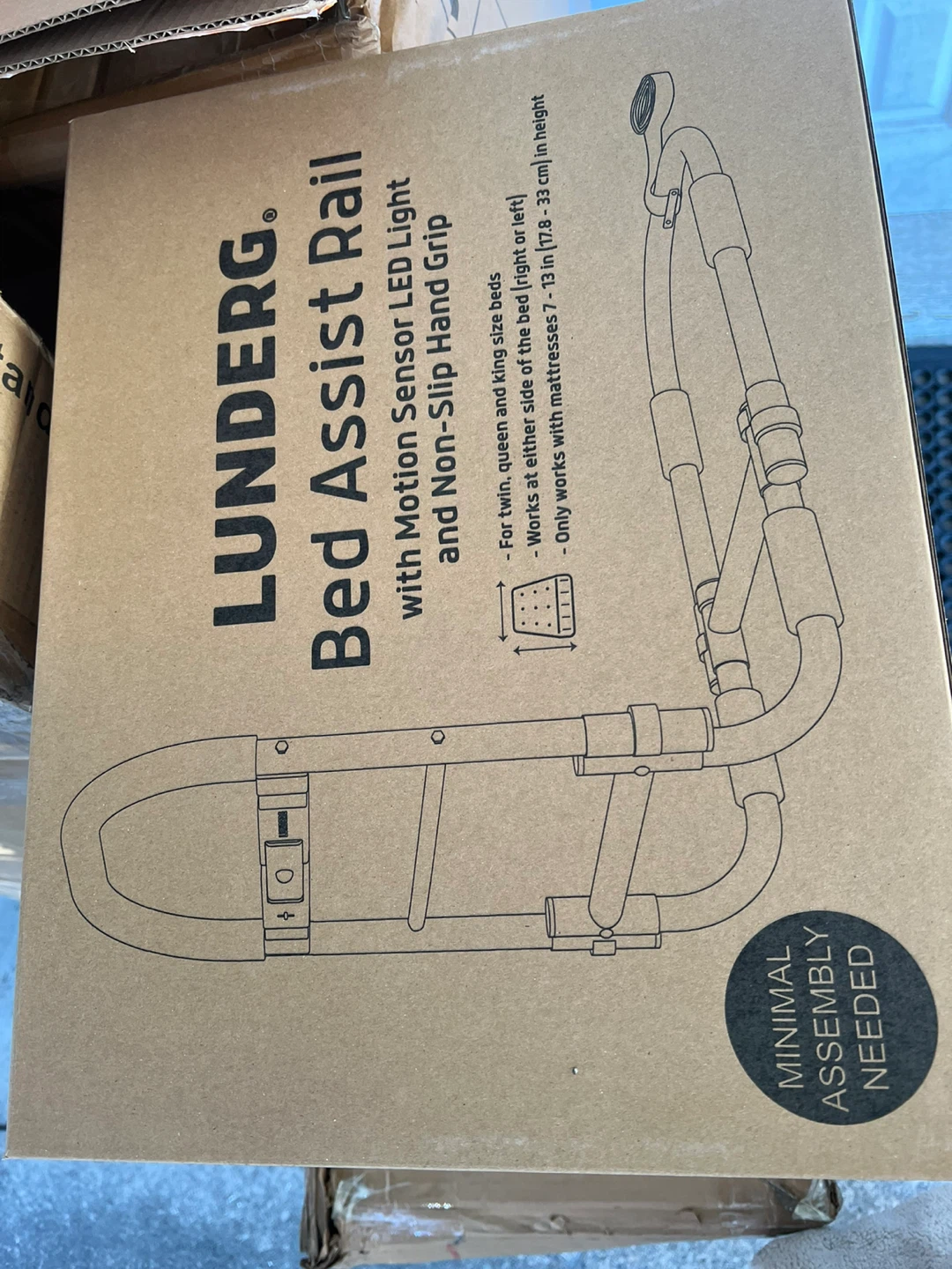 Lunderg Bed Assist Rail for Seniors with Motion-Activated Light - photo 2