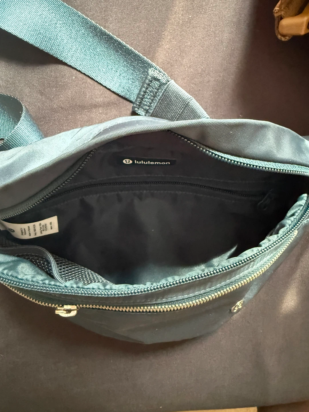Lululemon Everywhere Belt Bag - photo 2