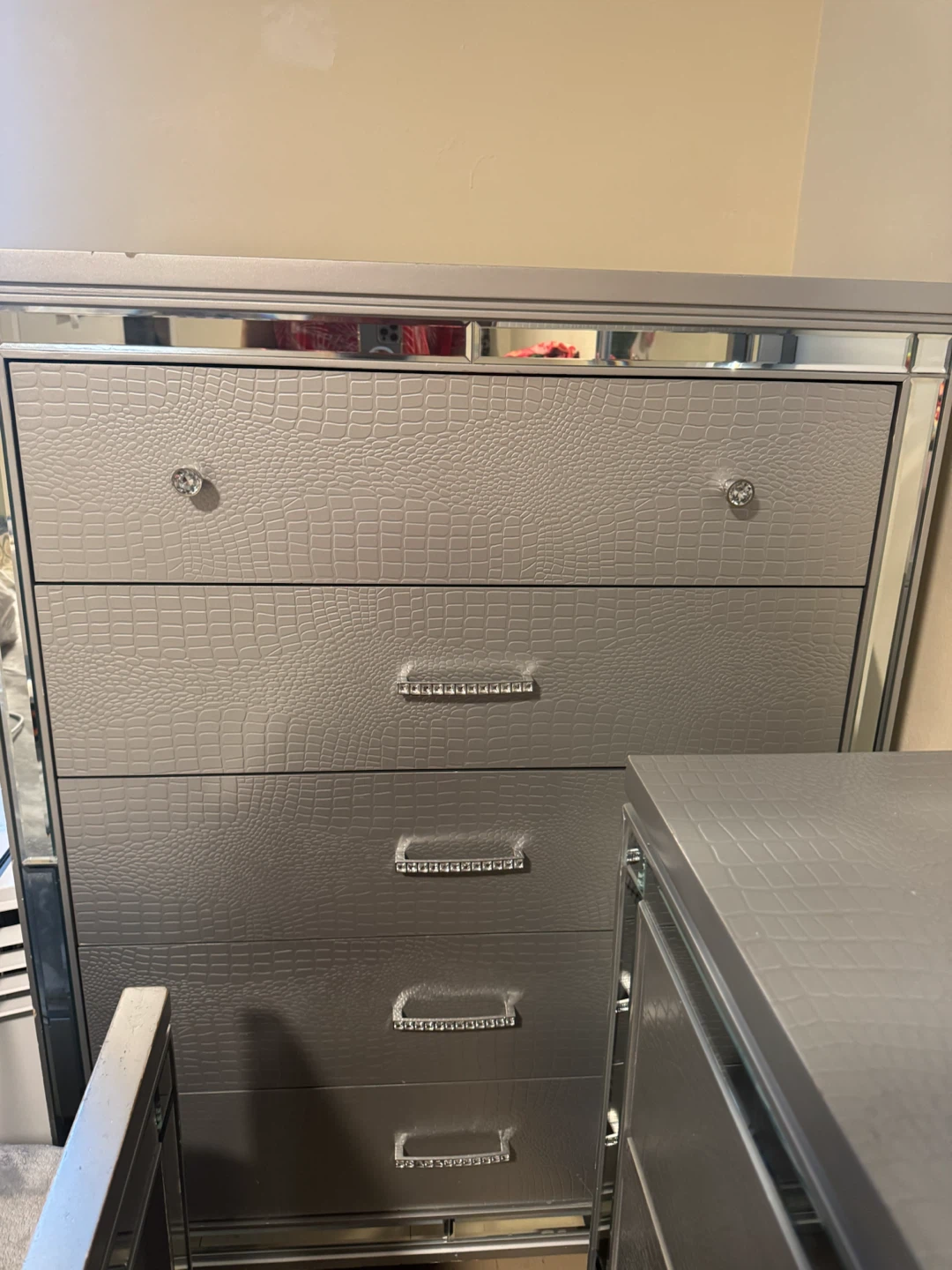Silver Bedroom Set - photo 3